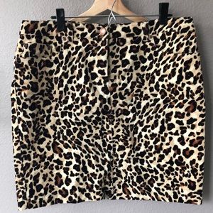 Jones New York corduroy leopard skirt